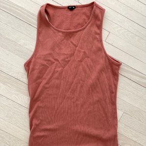 Monrow Terracotta Ribbed Tank